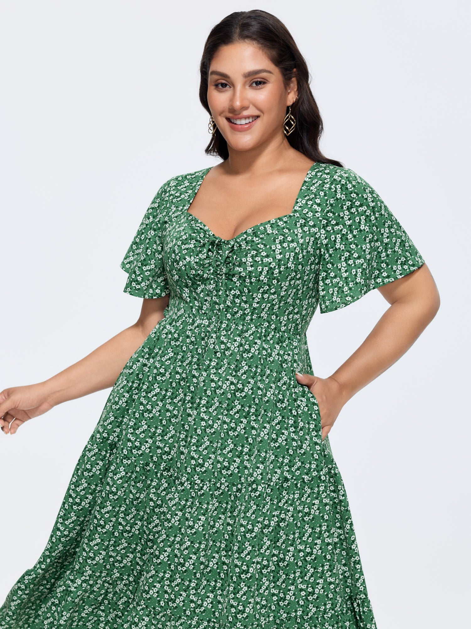Ditsy Floral Sweetheart Drawstring Pocket Tiered Dress
